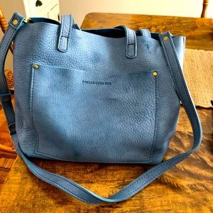 NEW! 🦄 Leather Goods medium crossbody tote in Indigo.